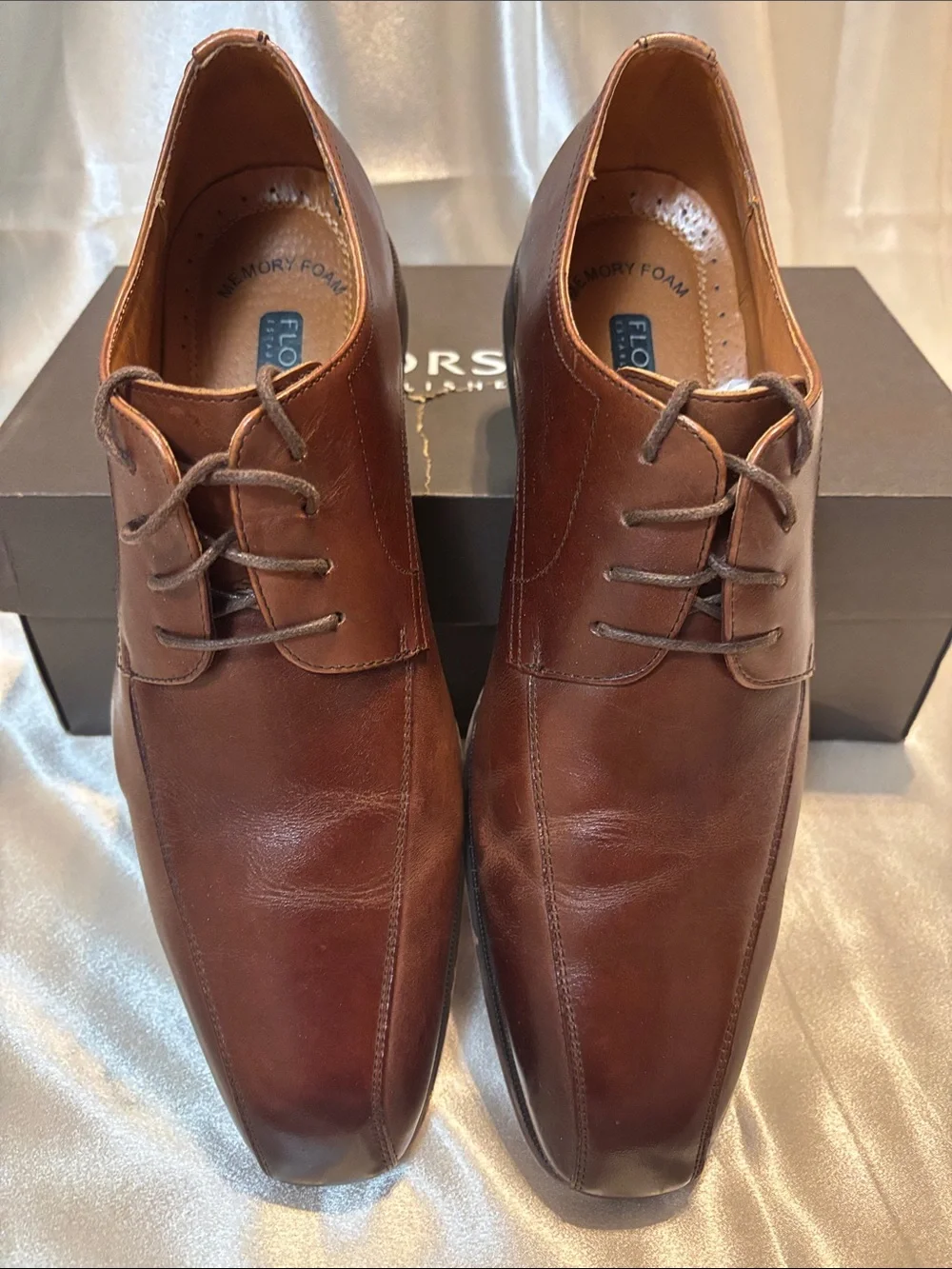Florsheim Classic Cognac Leather Derby Shoes for Men